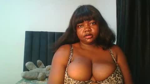 mila online show from January 18, 7:28 am