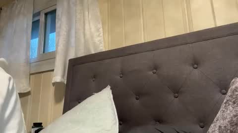 loved19 online show from April 21, 12:36 am