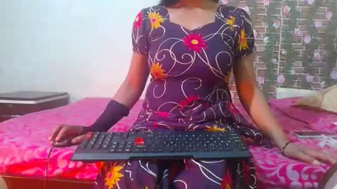 Snapshot of lovefunnitya chatting on February 27, 8:24 am Divya online show from February 27, 8:24 am