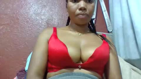 loveinlife750427 online show from April 11, 7:56 am