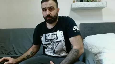 loveivat80 online show from February 16, 6:22 am