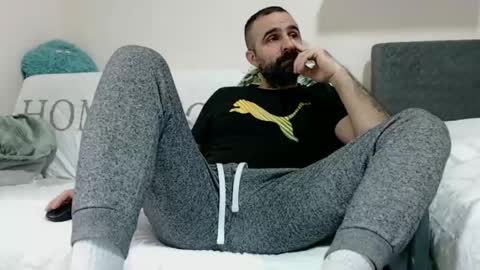 loveivat80 online show from December 27, 9:17 am