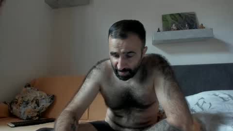 loveivat80 online show from October 8, 8:31 am