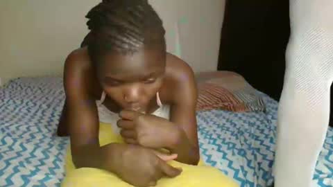 Shaz online show from February 24, 6:11 pm