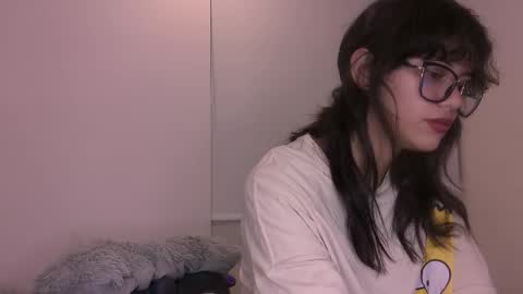 Snapshot of lovely_allys chatting on October 13, 2:24 am Allyson 3 online show from October 13, 2:24 am