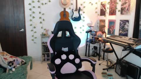 Cassie online show from April 17, 2:14 am