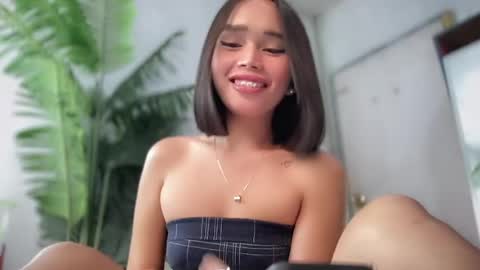 lovely_cittie18 online show from April 15, 8:06 am