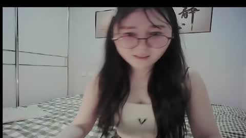 DANA KIM online show from June 10, 2:38 pm
