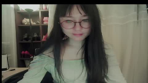 DANA KIM online show from March 16, 6:01 pm