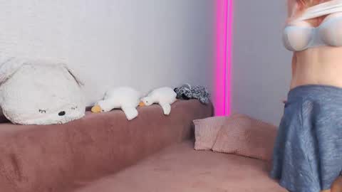 Lovely Hayley online show from December 15, 10:06 pm