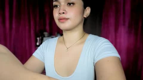 LOVE online show from May 25, 9:32 pm