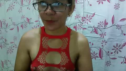 Snapshot of lovely_lady79 chatting on March 12, 11:44 pm lovely_lady79 online show from March 12, 11:44 pm
