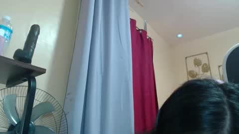 Snapshot of lovely_laura09 chatting on September 23, 7:20 pm Lovely Laura online show from September 23, 7:20 pm