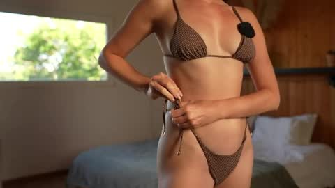 Natasha - IG  online show from May 14, 5:55 pm
