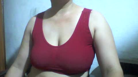 katrina follow me guys online show from July 31, 11:00 am