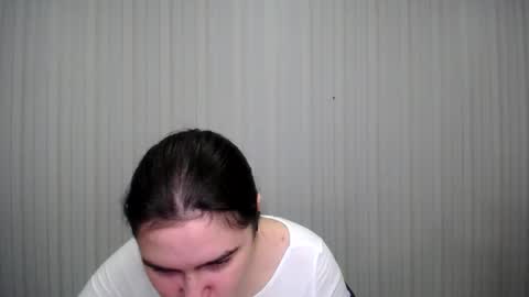 lovelyangel_xx online show from December 10, 9:23 am