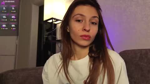 Kate only online show from December 22, 3:30 pm