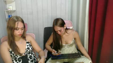 Snapshot of lovelykristelle chatting on October 14, 7:17 pm lovelykristelle online show from October 14, 7:17 pm