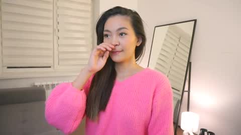 Snapshot of lovelynightt chatting on March 4, 3:26 pm kim online show from March 4, 3:26 pm