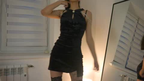 Snapshot of lovelynightt chatting on February 24, 2:15 pm kim online show from February 24, 2:15 pm