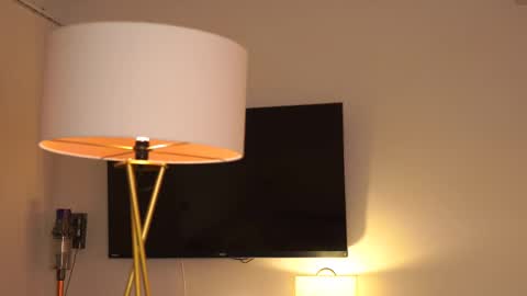 kim online show from October 30, 4:40 pm