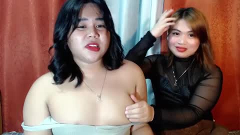 Snapshot of lovelyrhean chatting on March 3, 2:49 pm Rhean online show from March 3, 2:49 pm