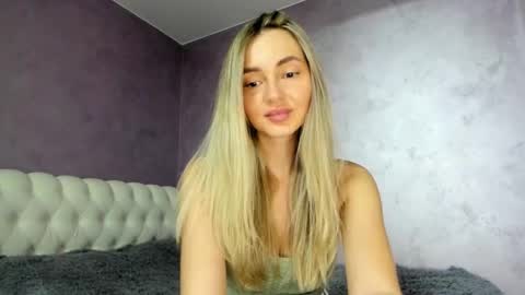 Lovely Rose online show from November 13, 11:13 am