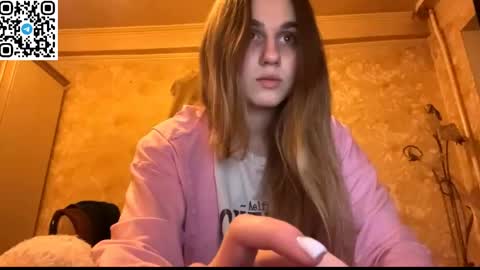 ELA online show from April 10, 6:12 pm