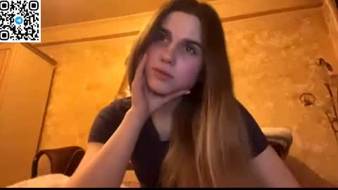 ELA online show from April 18, 7:58 pm