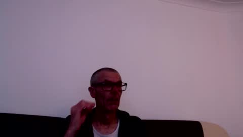 lovepvcearly50s online show from April 25, 6:38 pm