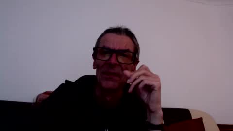 lovepvcearly50s online show from April 19, 5:25 pm