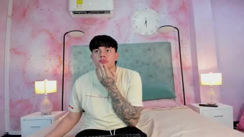 loverebels_ online show from November 9, 12:30 pm