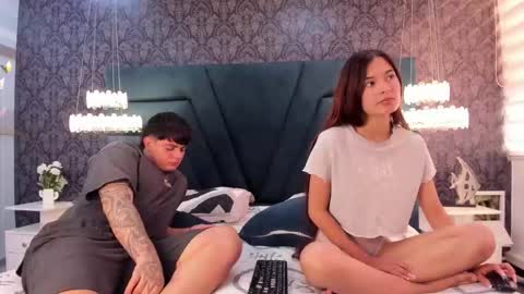 loverebels_ online show from December 17, 1:07 pm