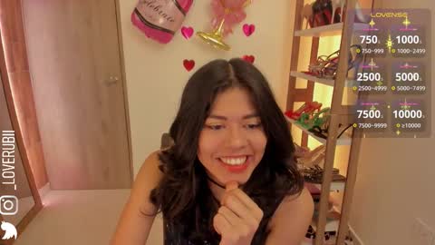 loverubii online show from February 22, 5:55 am