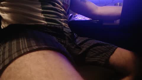 loves to drill online show from September 12, 4:03 am