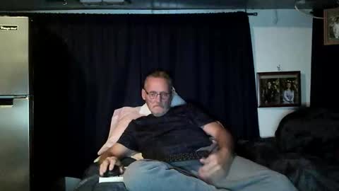 just here to have fun and cum online show from September 26, 12:29 am