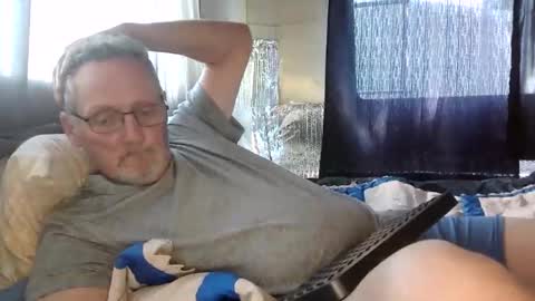 just here to have fun and cum online show from May 29, 10:30 pm