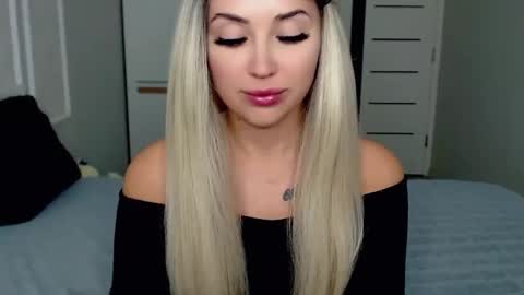 Rosie  online show from February 18, 3:31 pm