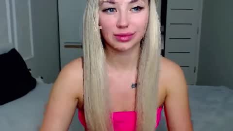 Rosie  online show from March 12, 7:13 am