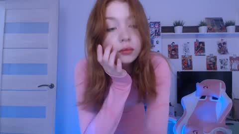 Loly online show from December 11, 8:50 pm