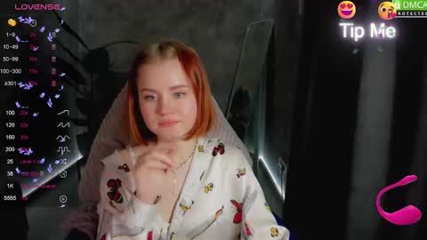 Snapshot of lu_muon chatting on February 26, 4:19 am lu_muon online show from February 26, 4:19 am