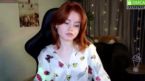 Snapshot of lu_muon chatting on October 4, 1:47 am lu_muon online show from October 4, 1:47 am