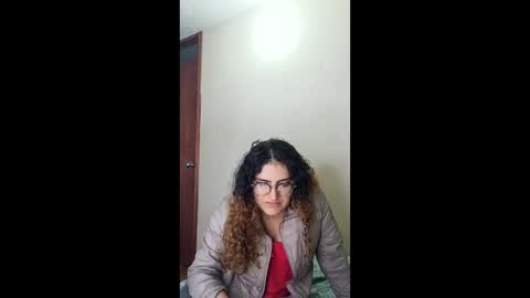 luana_winner online show from April 23, 5:48 am