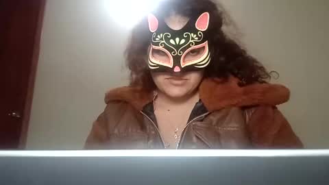 luanapowerful online show from February 27, 4:46 am