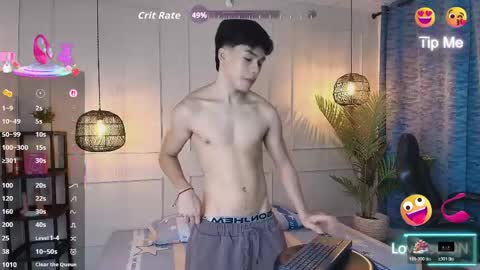 lUAN online show from April 18, 11:56 am