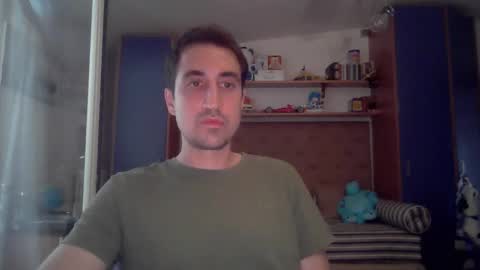Snapshot of luca_f4 chatting on September 8, 3:33 pm Luca online show from September 8, 3:33 pm