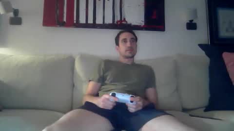 Snapshot of luca_f4 chatting on September 9, 3:45 pm Luca online show from September 9, 3:45 pm