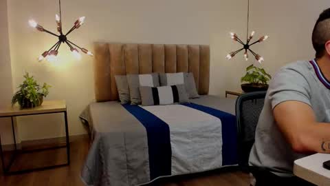 luca_morettii online show from September 10, 12:17 pm