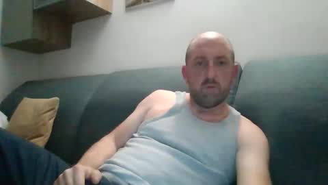 Luca online show from October 24, 8:09 pm