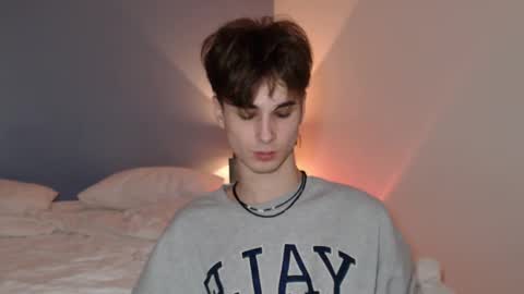 lucacharm online show from January 9, 5:02 am